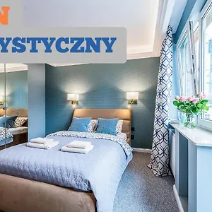 https://apartament-zlota-61-59.warsawhotelspoland.com