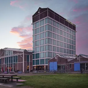 Hotel Doubletree By Hilton - Ndsm Wharf, Ámsterdam